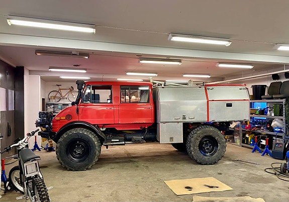 Mercedes-Benz Unimog 416 Doka (pris exkl moms)
