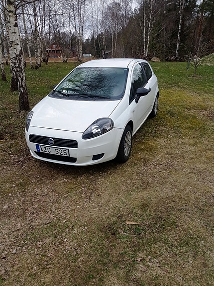 Fiat Grande Punto 2 of 5