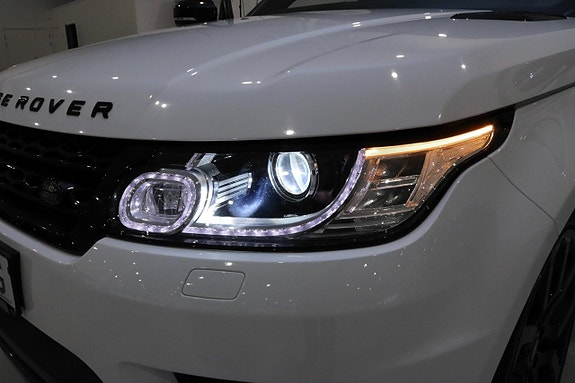 Land Rover Range Rover Sport 12 of 27