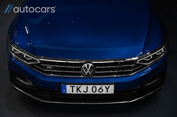 Volkswagen Passat 8 of 28
