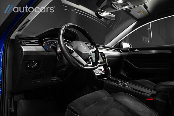 Volkswagen Passat 15 of 28