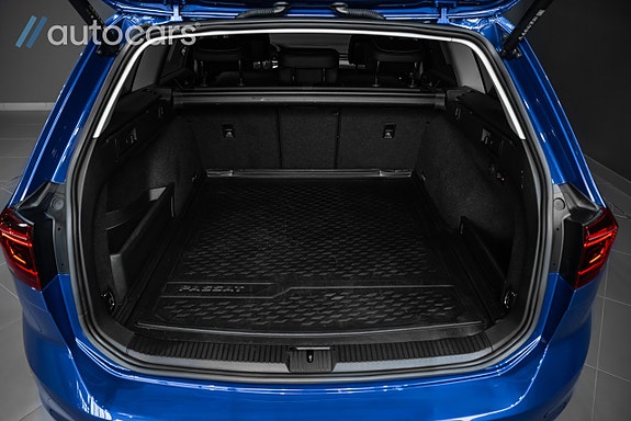 Volkswagen Passat 28 of 28