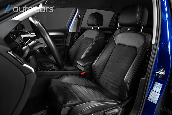 Volkswagen Passat 23 of 28