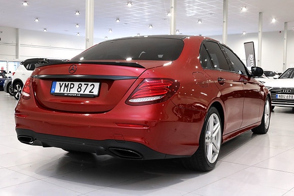 Mercedes-Benz E250 5 of 5