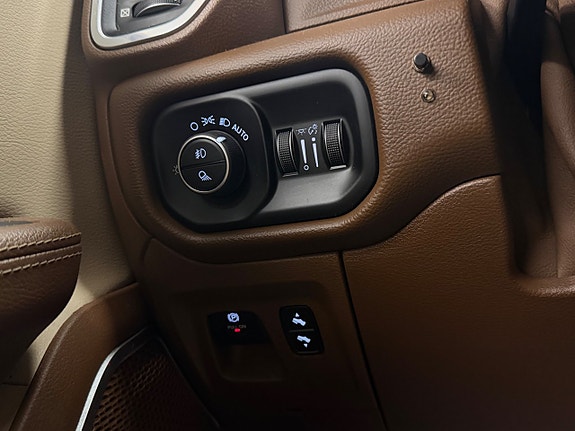 RAM 1500 17 of 17