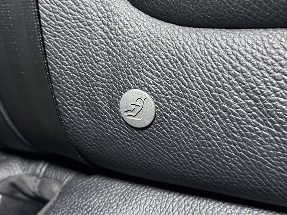 Volkswagen Touareg 25 of 26