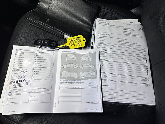 Volkswagen Touareg 26 of 26