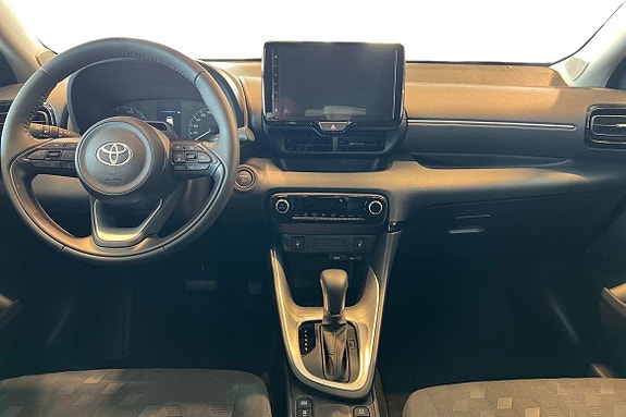 Toyota Yaris 8 of 20