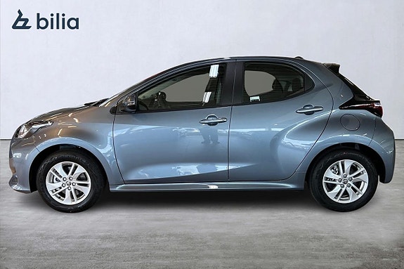 Toyota Yaris 3 of 20