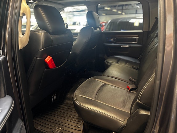 Dodge RAM 1500 7 of 7