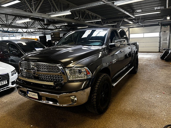 Dodge RAM 1500 2 of 5