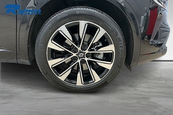 Renault Austral 15 of 18