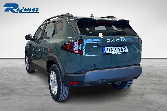 Dacia Duster 2 of 5