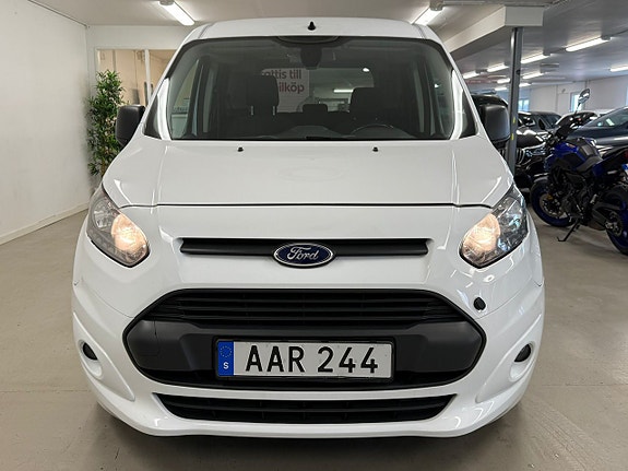 Ford Connect Tourneo 2 of 5