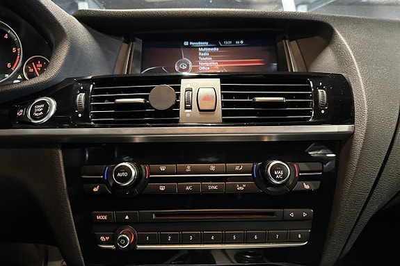 BMW X3 12 of 24