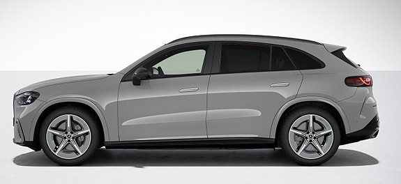Mercedes-Benz GLC400 4 of 5