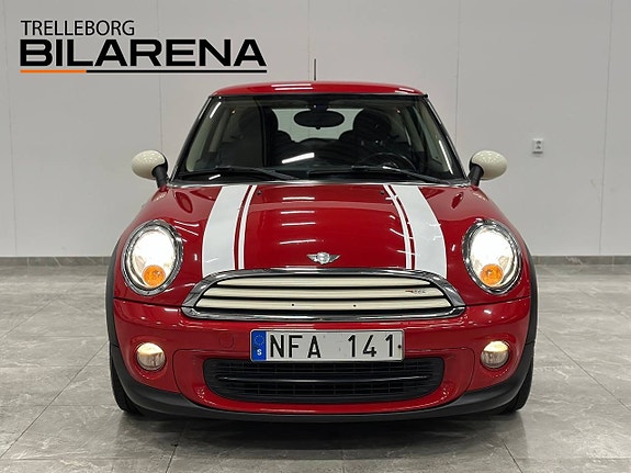 MINI Cooper 3 of 5