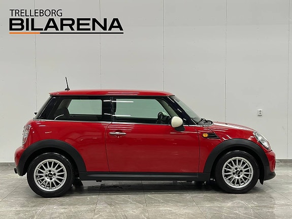 MINI Cooper 5 of 5