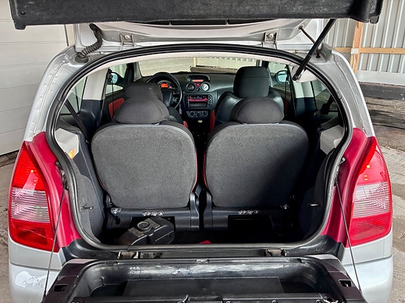 Citroen C2 6 of 11