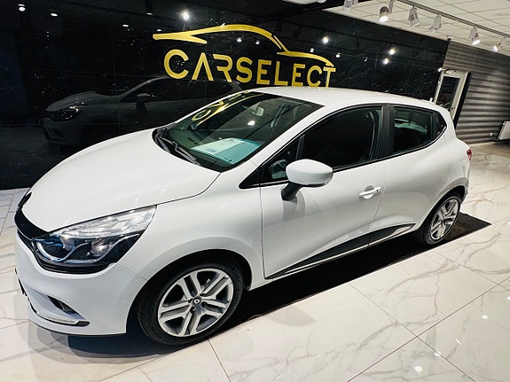 Renault Clio 2 of 17
