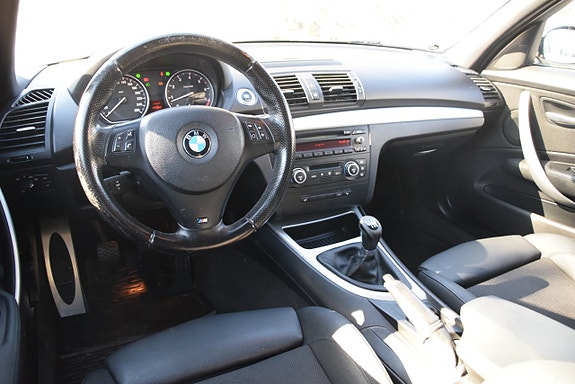 BMW 120 7 of 19