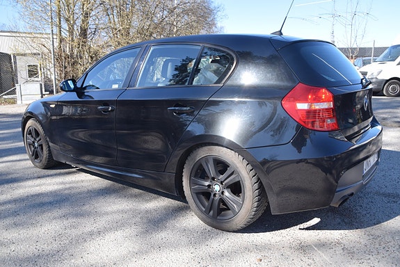 BMW 120 6 of 19