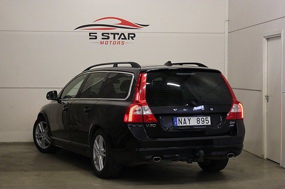 Volvo V70 8 of 18