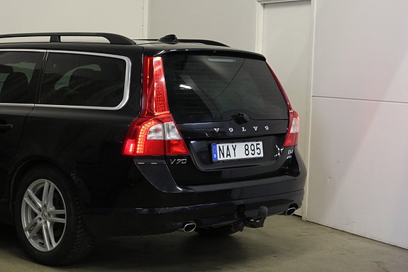 Volvo V70 7 of 18