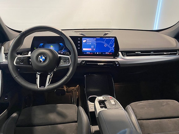BMW X1 3 of 5