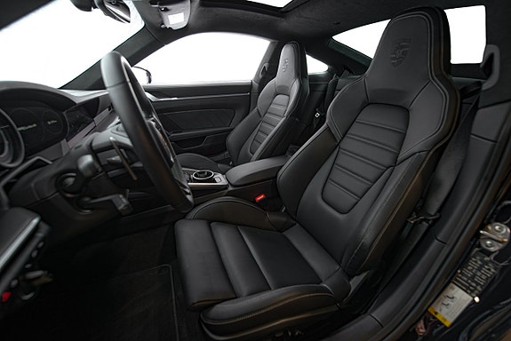 Porsche 911 13 of 27