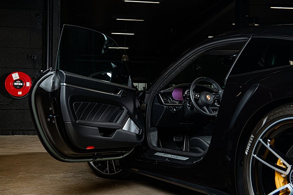Porsche 911 9 of 27