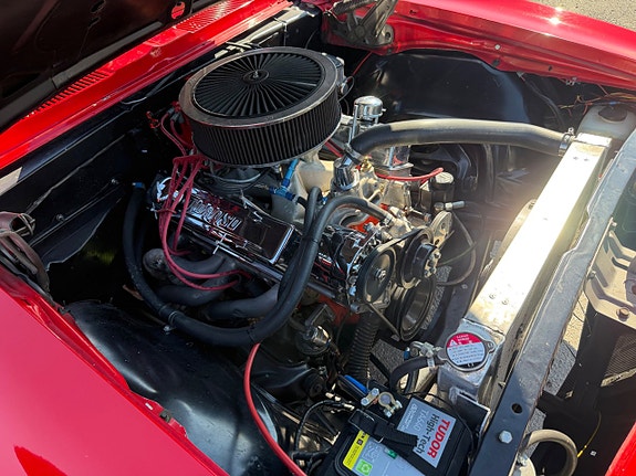 Chevrolet Camaro 14 of 16