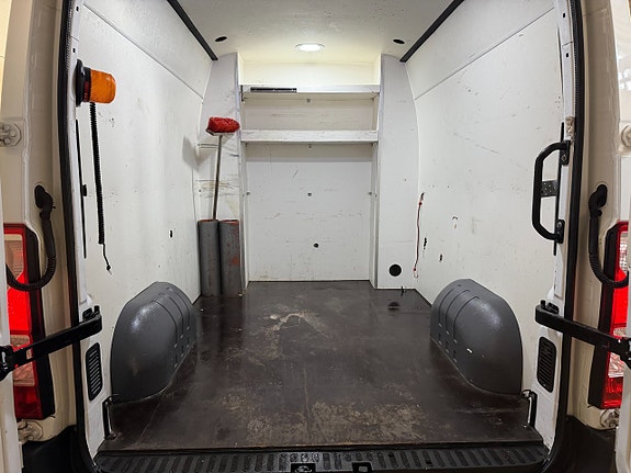 Renault Master 9 of 23
