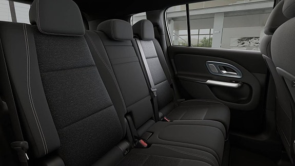 Mercedes-Benz GLB350 5 of 7