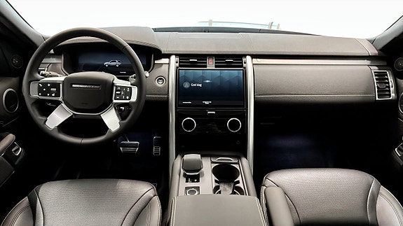 Land Rover Discovery 4 of 5