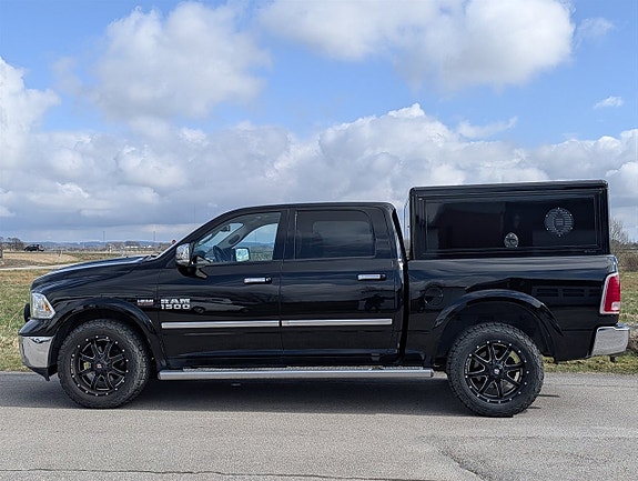 RAM 1500 2 of 5