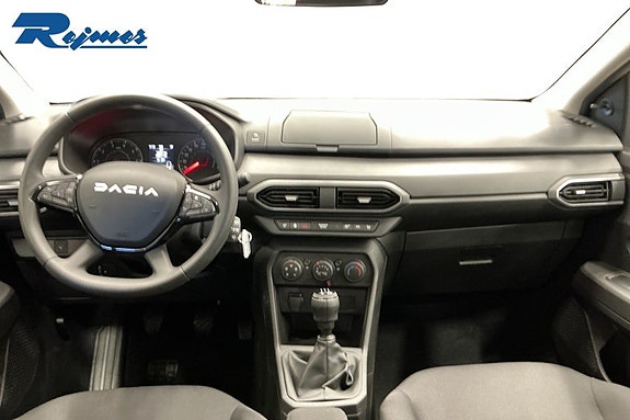 Dacia Sandero 7 of 18