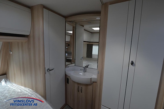 Hobby 560 KMFe De Luxe 9 of 11