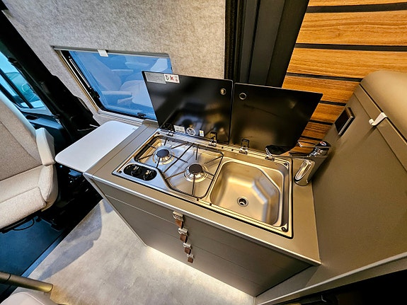 Hymer Grand Canyon S Xperience 7 of 20