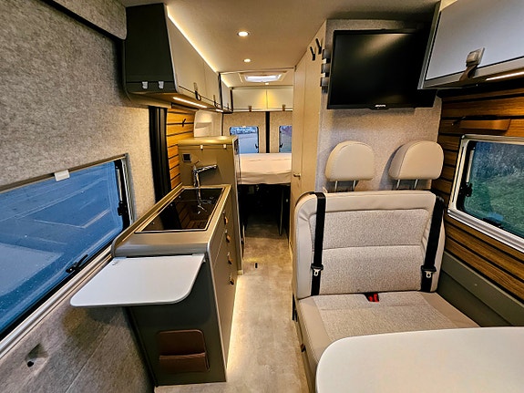 Hymer Grand Canyon S Xperience 4 of 20