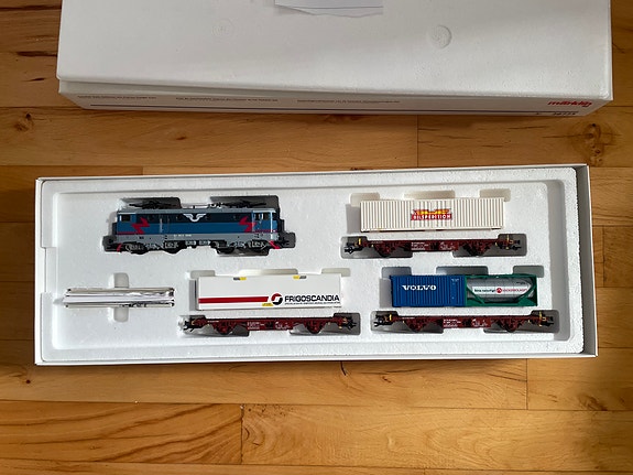 Product image 2 of 9