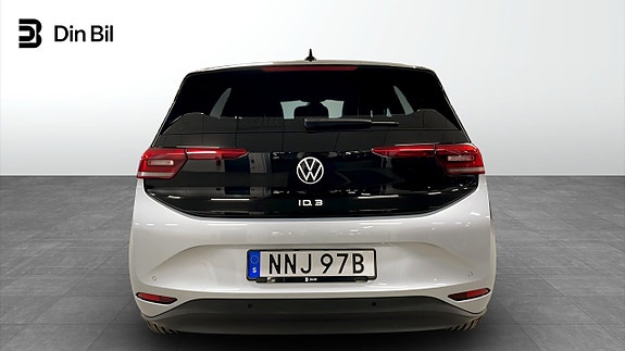 Volkswagen ID.3 5 of 5