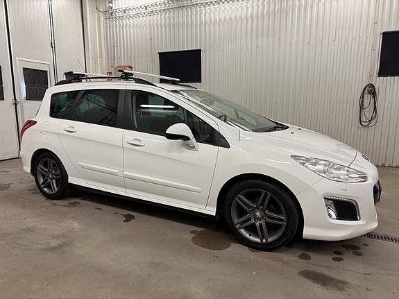 Peugeot 308 SW 5 of 17