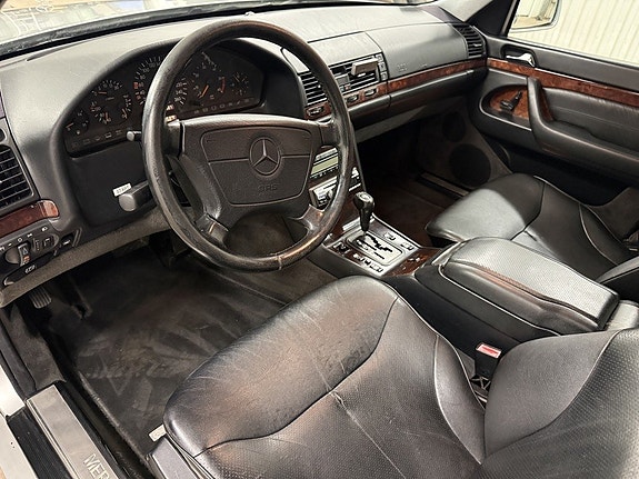 Mercedes-Benz S300 14 of 16
