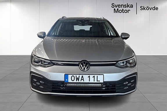 Volkswagen Golf Alltrack 3 of 23