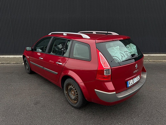 Renault Megane 3 of 5