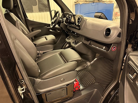 Mercedes-Benz Sprinter 519 11 of 26