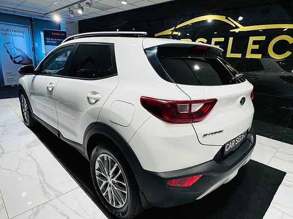 Kia Stonic 3 of 21
