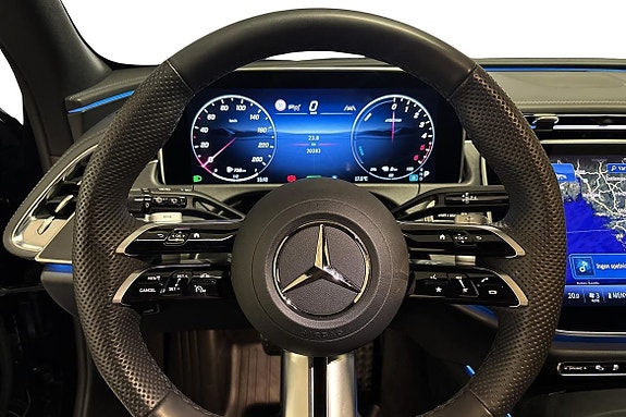 Mercedes-Benz E300 de 13 of 20