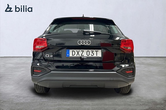 Audi Q2 4 of 5